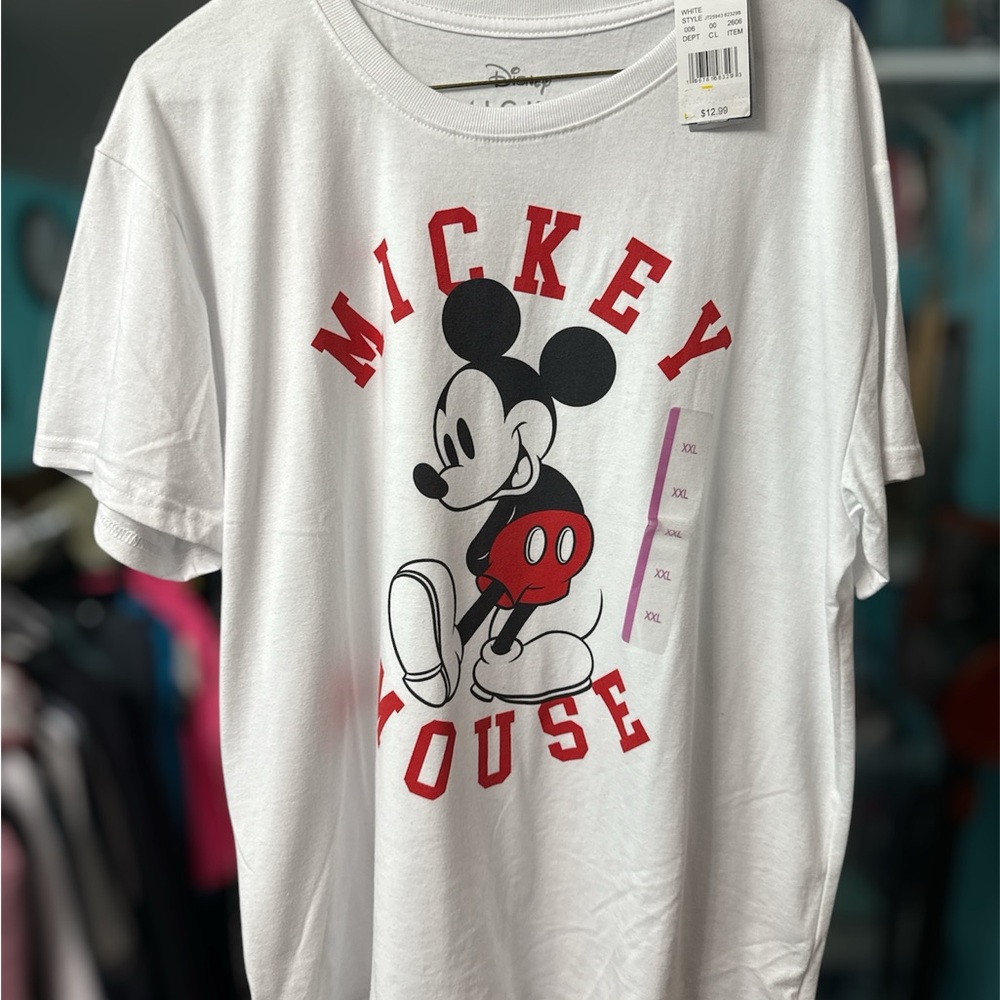 Women’s Disney Mickey Mouse super soft tee shirt NWT
